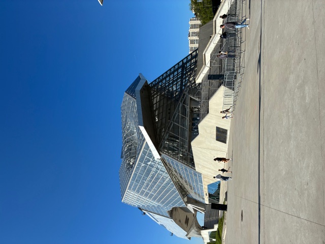 revue-sur-mesure-lieux-ouverts-ville-cadree_musee-confluences-3.jpeg